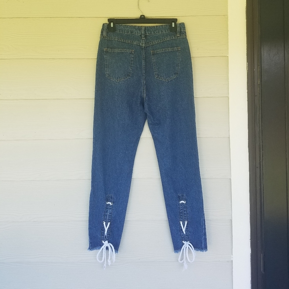 Prettylittlethings Denim Jeans, Raw Edge Ankle, Lace Up Calf, High Rise, Sz 4 - Picture 4 of 16